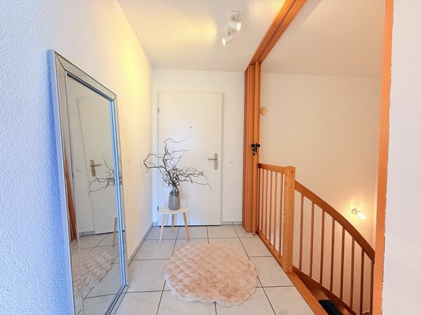 GROSSZÜGIGE WOHNUNG MIT GARTEN 6