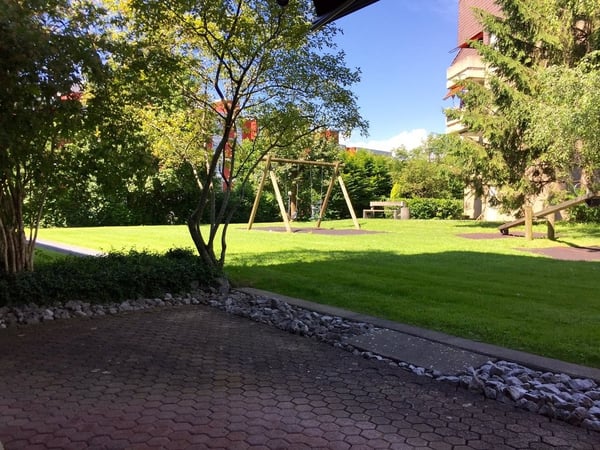 Befristete 1.5-Zimmer-Erdgeschosswohnung mit Sitzplatz 2