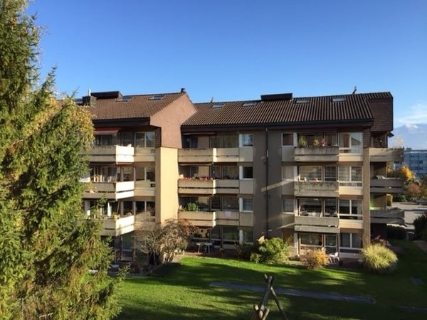 Befristete 1.5-Zimmer-Erdgeschosswohnung mit Sitzplatz 7