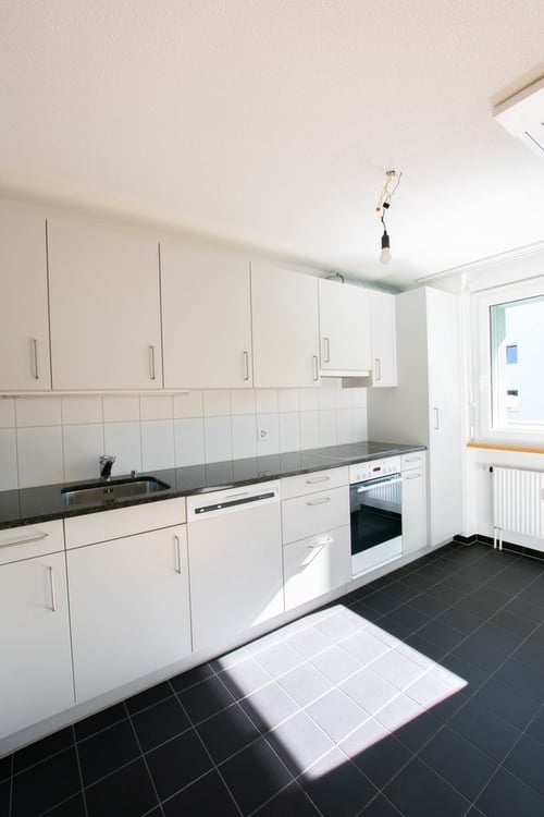 Grosszügige 1.5-Zimmerwohnung in Belp 1