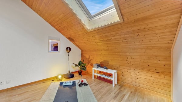 Grosszügige Galeriewohnung in Langnau 6