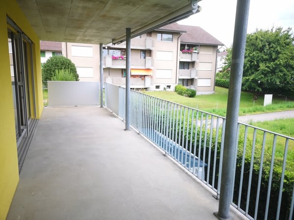Moderne 4.5-Zimmerwohnung im Hättenbergpark zu vermieten 9