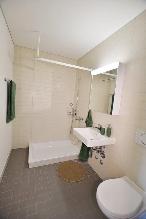 Zentrale und moderne 2.5-Zimmerwohnung in Bern-Bümpliz 7