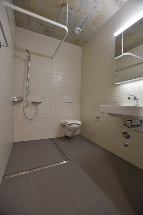 Grosszügige und zentrale 7.5-Zimmerwohnung im Herzen von Bern-Bümpliz 4