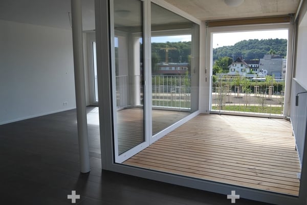 Moderne 2.5-Zimmerwohnung mit direkter Aussicht auf die Schüssinsel 5