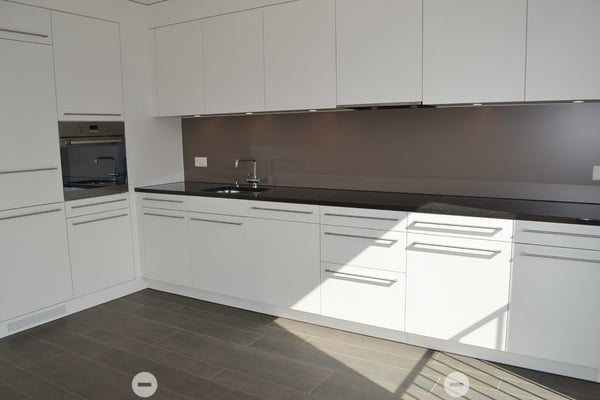 Moderne Wohnung im 5. Stock mit Sicht auf die Schüssinsel 5