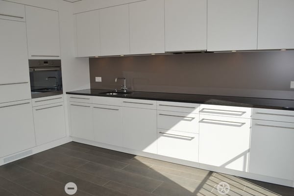 Moderne Wohnung im 5. Stock mit Sicht auf die Schüssinsel 5