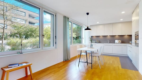 Moderne 3.5-Zimmerwohnung am Bahnhof in Lyss 2