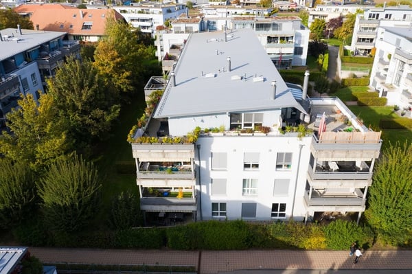 2.5-Zimmer-Attikawohnung mit grosser Terrasse und eigener Waschküche 11
