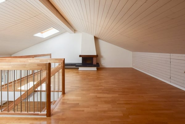 Sanierte 3.5-Zimmerwohnung mit Galerie zu vermieten 3