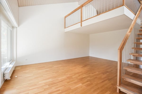 Sanierte 3.5-Zimmerwohnung mit Galerie zu vermieten
