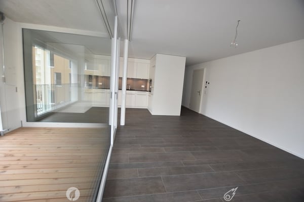 moderne 2.5-Zimmerwohnung im schönen Jardin du Paradis 4