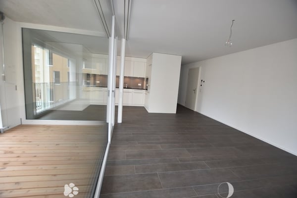 moderne 2.5-Zimmerwohnung im schönen Jardin du Paradis 4