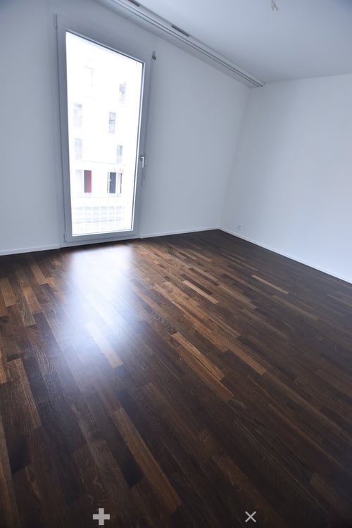 moderne 2.5-Zimmerwohnung im schönen Jardin du Paradis 7