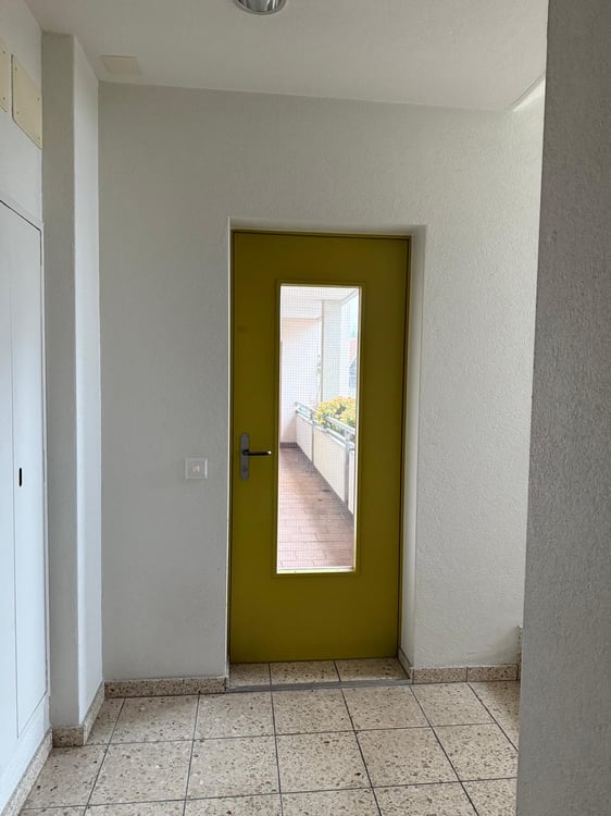 Grosszügige 2.5-Zimmer-Wohnung mit Terrass in Rapperswil-Jona 1