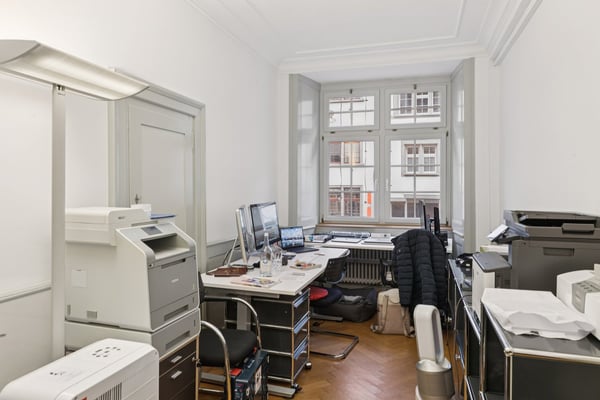 Repräsentative 5-Zimmer-Büroräume in der Schaffhauser Altstadt 10