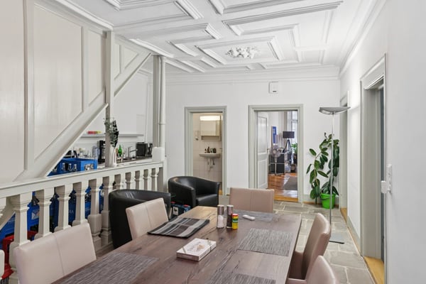 Repräsentative 5-Zimmer-Büroräume in der Schaffhauser Altstadt 7