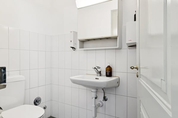 Repräsentative 5-Zimmer-Büroräume in der Schaffhauser Altstadt 15