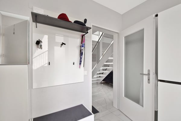 Attraktive 5.5-Zimmer-Maisonettewohnung mit Garten, Hobbyraum und 3 Tiefgaragenplätzen 9