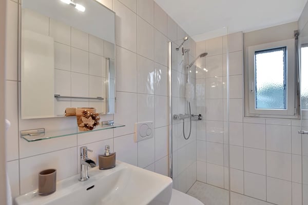 Ruhig gelegenes 6.5-Zimmer-Einfamilienhaus mit herrlicher Weitsicht 16