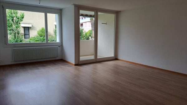 Schöne neu sanierte Wohnung an ruhiger Lage in Seenähe 4