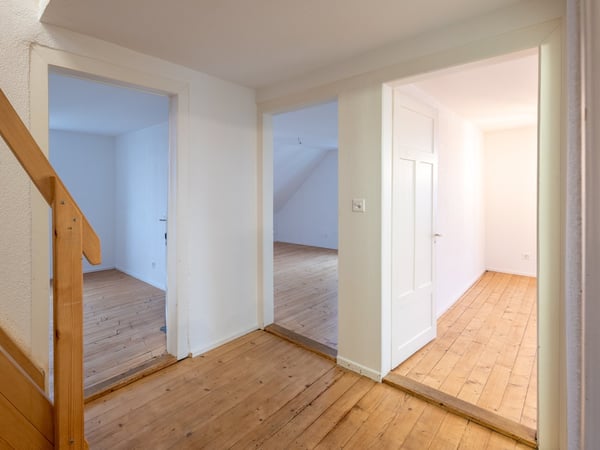 Einzigartig: Sanierte Altbau-Maisonette-Wohnung mit grosser Terrasse. 9