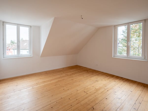 Einzigartig: Sanierte Altbau-Maisonette-Wohnung mit grosser Terrasse. 3