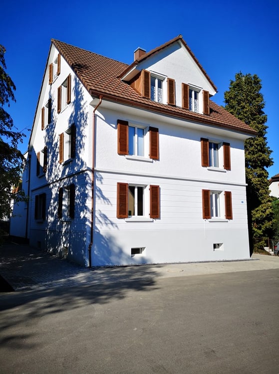 Einzigartig: Sanierte Altbau-Maisonette-Wohnung mit grosser Terrasse. 18