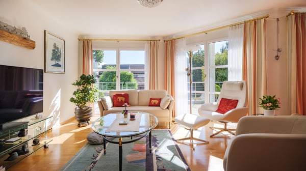 Grosszügige 2.5-Zimmer-Doppelhaushälfte in Zuzwil 3