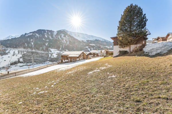 714 m² Bauland mit Mehrfamilienhaus-Projekt in Sumvitg 7