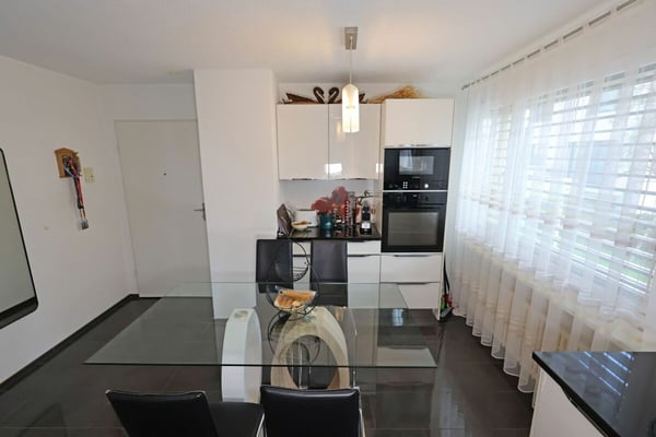 Gut unterhaltene, 3.5 Zimmer Gartenwohnung mit Charme 7