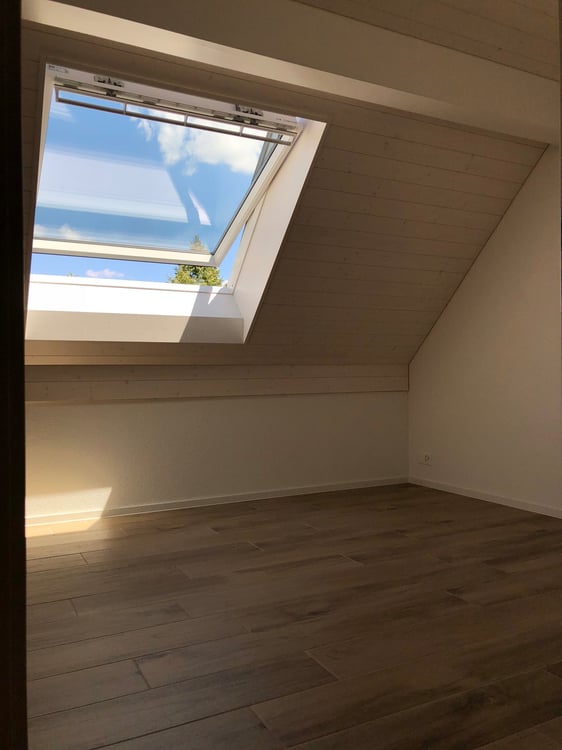 Moderne 3.5-Zimmer-Dachwohnung mit grosser Terrasse in Leibstadt 6