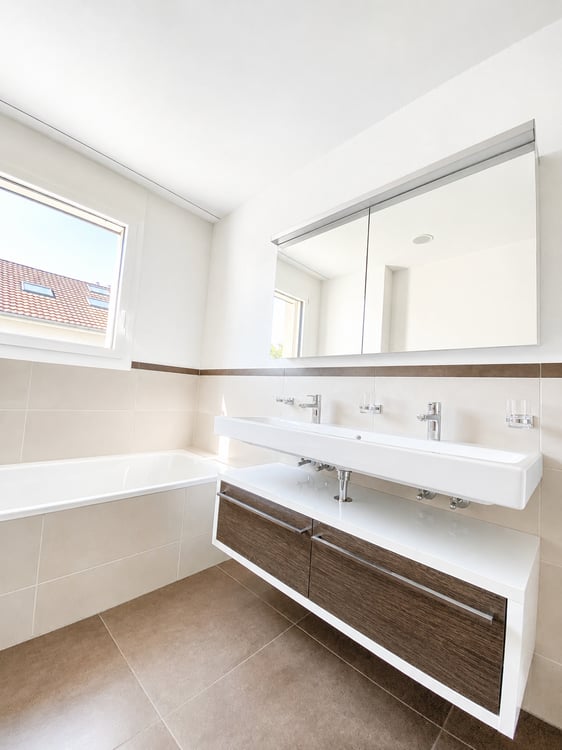 Luxuriöse Designwohnung im Schlösslipark mit grosszügigem Balkon 9