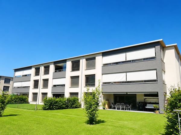 Luxuriöse Designwohnung im Schlösslipark mit grosszügigem Balkon 12