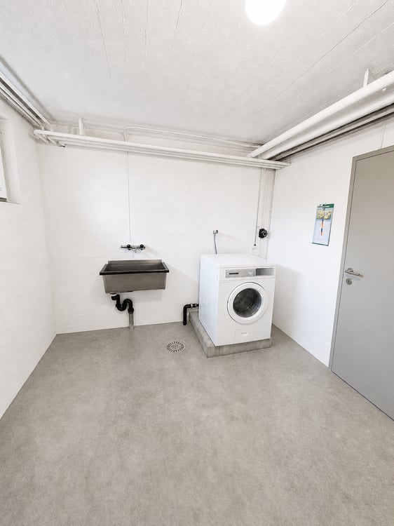 Helle 3-Zimmer-Wohnung mit Balkon und schöner Aussicht in Zofingen 15