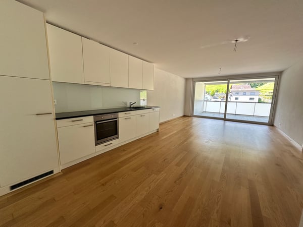 Moderne 2.5-Zimmer-Wohnung mit Balkon und Weitsicht in Menznau 3