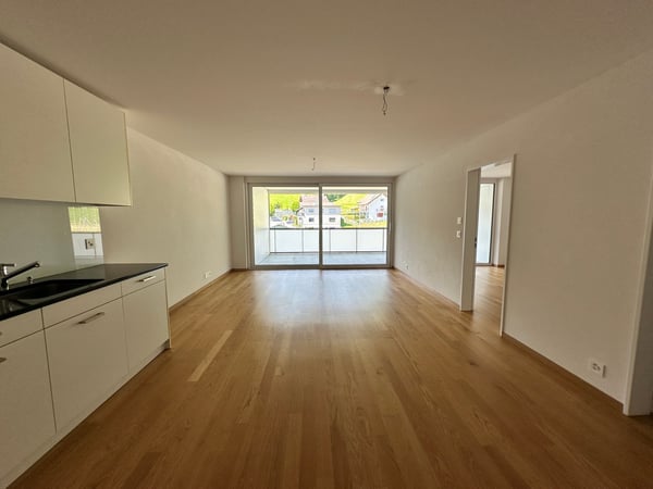 Moderne 2.5-Zimmer-Wohnung mit Balkon und Weitsicht in Menznau 4