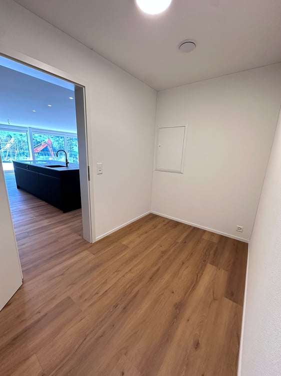 Wohnen der Extraklasse – exklusive 4.5-Zimmer-Terrassenwohnung am Buechenberg 12