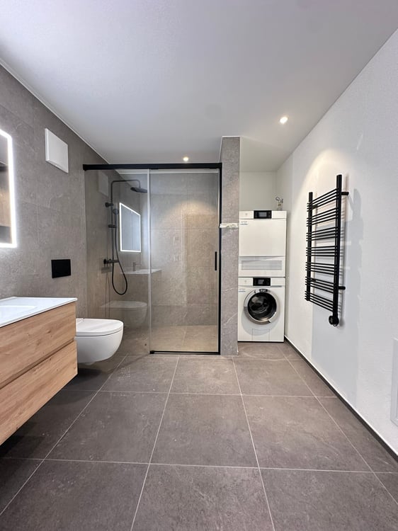 Wohnen der Extraklasse – exklusive 4.5-Zimmer-Terrassenwohnung am Buechenberg 11