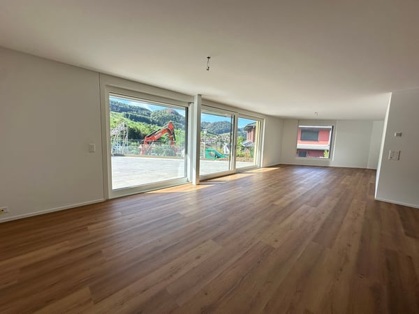 Wohnen der Extraklasse – exklusive 4.5-Zimmer-Terrassenwohnung am Buechenberg 7