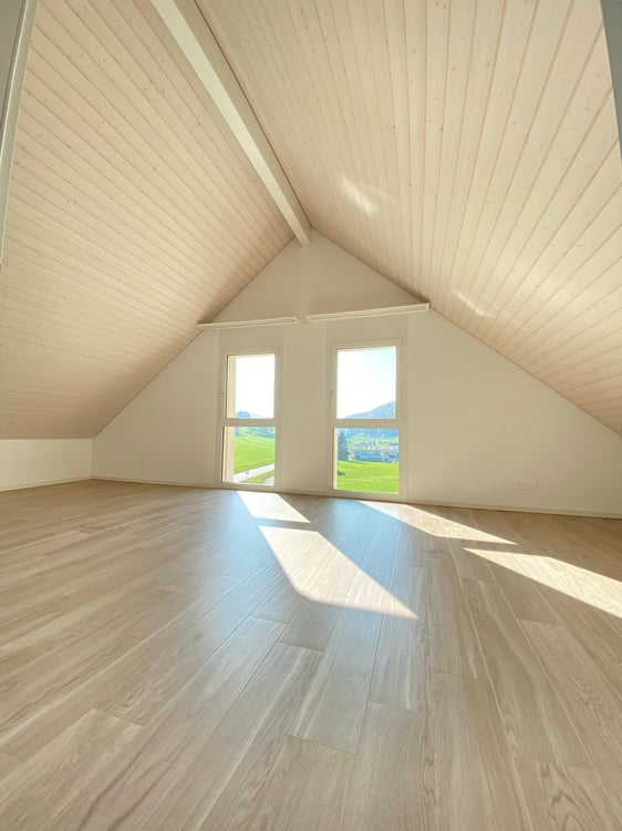 Grosszügige 4.5-Zimmer-Dachwohnung mit Aussicht in Holderbank 8