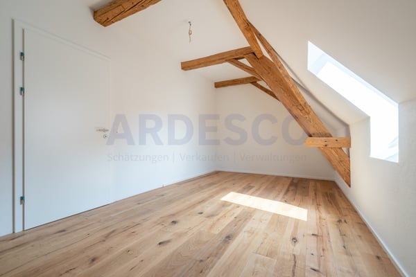 Dachwohnung mit Charme! 5