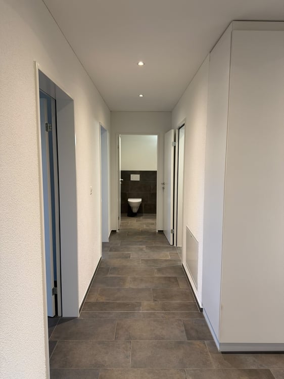Moderne 3.5-Zimmer-Wohnung in Unterengstringen – sofort verfügbar 1