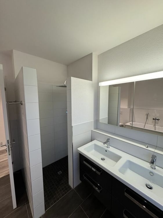 Helle und moderne 1.5-Zimmer-Wohnung im zentralen Dorfkern von Müllheim 11