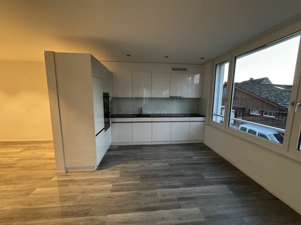 Helle und moderne 1.5-Zimmer-Wohnung im zentralen Dorfkern von Müllheim 4