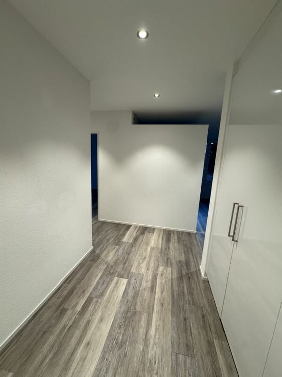 Helle und moderne 1.5-Zimmer-Wohnung im zentralen Dorfkern von Müllheim 3