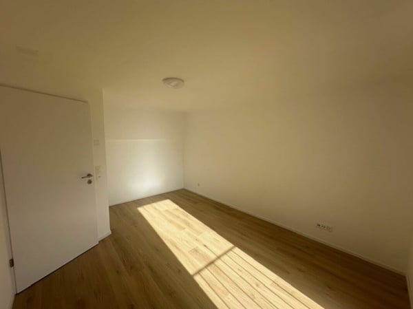 Flexible, moderne Geschäftsräumlichkeiten, Neubau 4