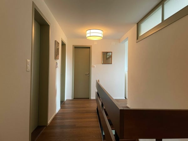 Saniertes 6.5 Doppel-Einfamilienhaus, Bronschhofen, Gemeinde Wil SG 8