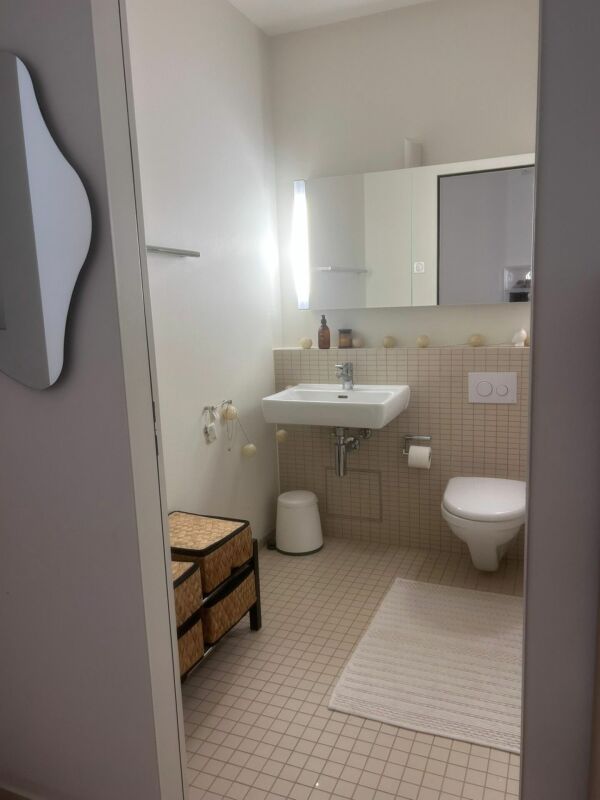 Urbanes Wohnen 2.5-Zimmer Gartenwohnung mit privatem Aussenbereich, Schlotterbeck-Areal, Zürich Kreis 3