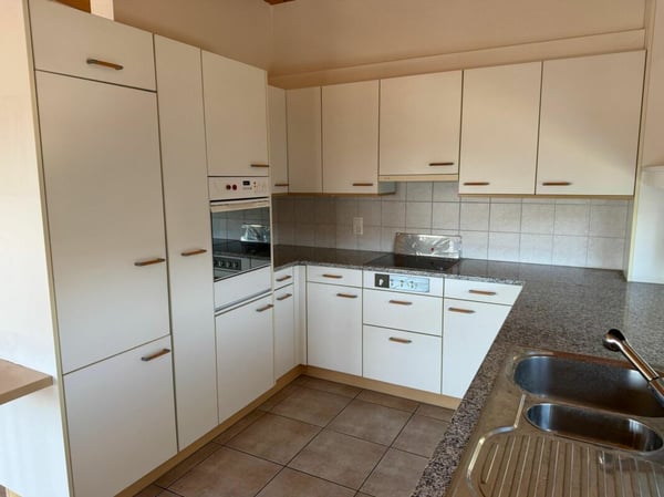 Dachgeschosswohnung, Garage, Kellerabteil 10